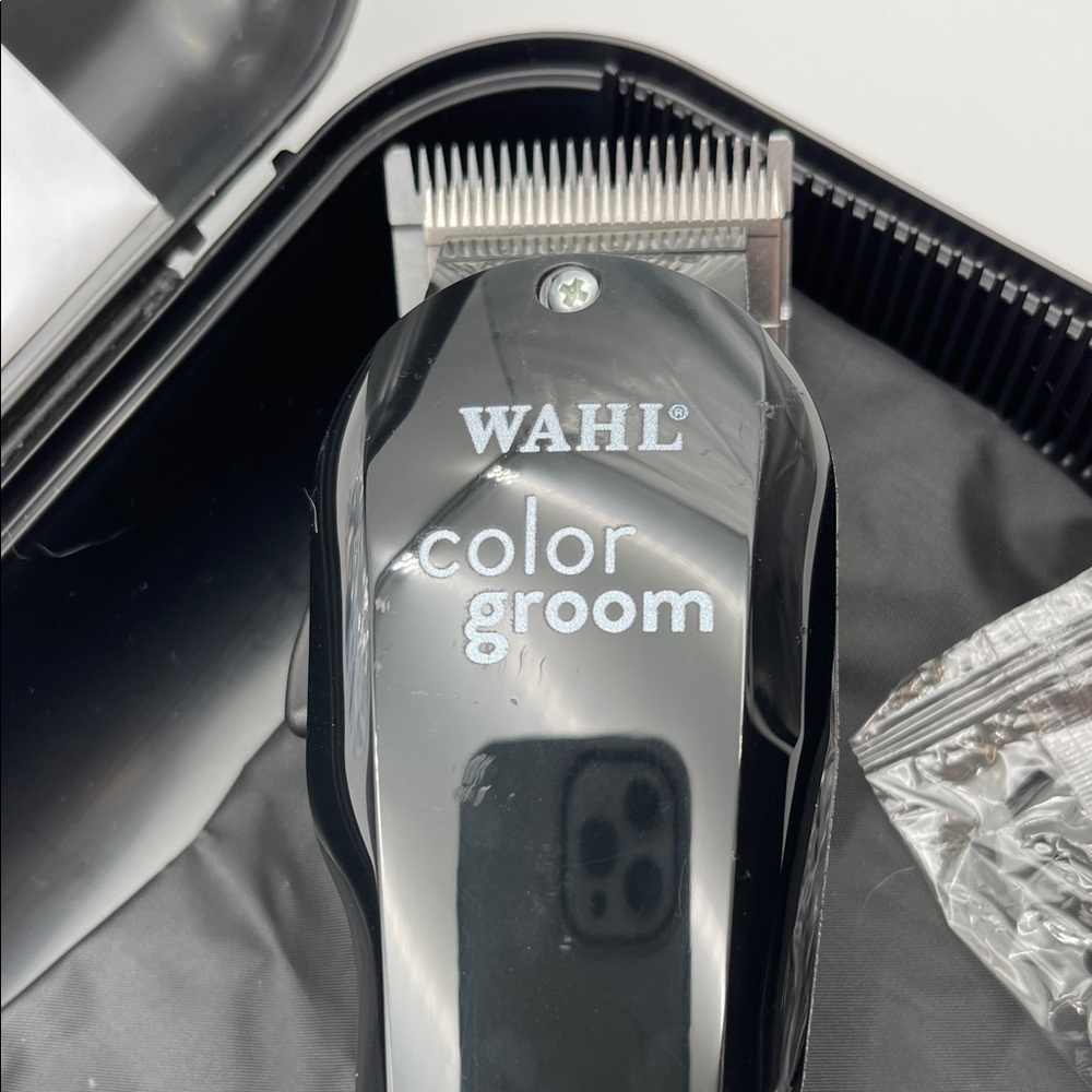 Wahl Color Groom Pet Clippers - Picture 2 of 6